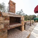 Villa Maza
