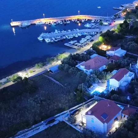 Villa Maza