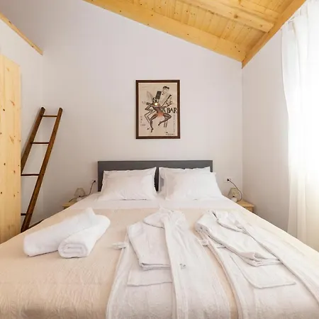Maza Villa *