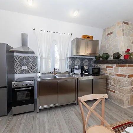 Maza Villa